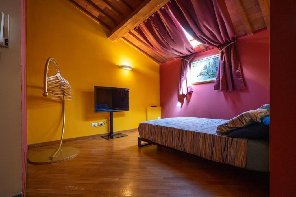 22 Home - Parcheggio Privato - Accogliente - Collegamento Sardegna E Corsica Livorno Kültér fotó